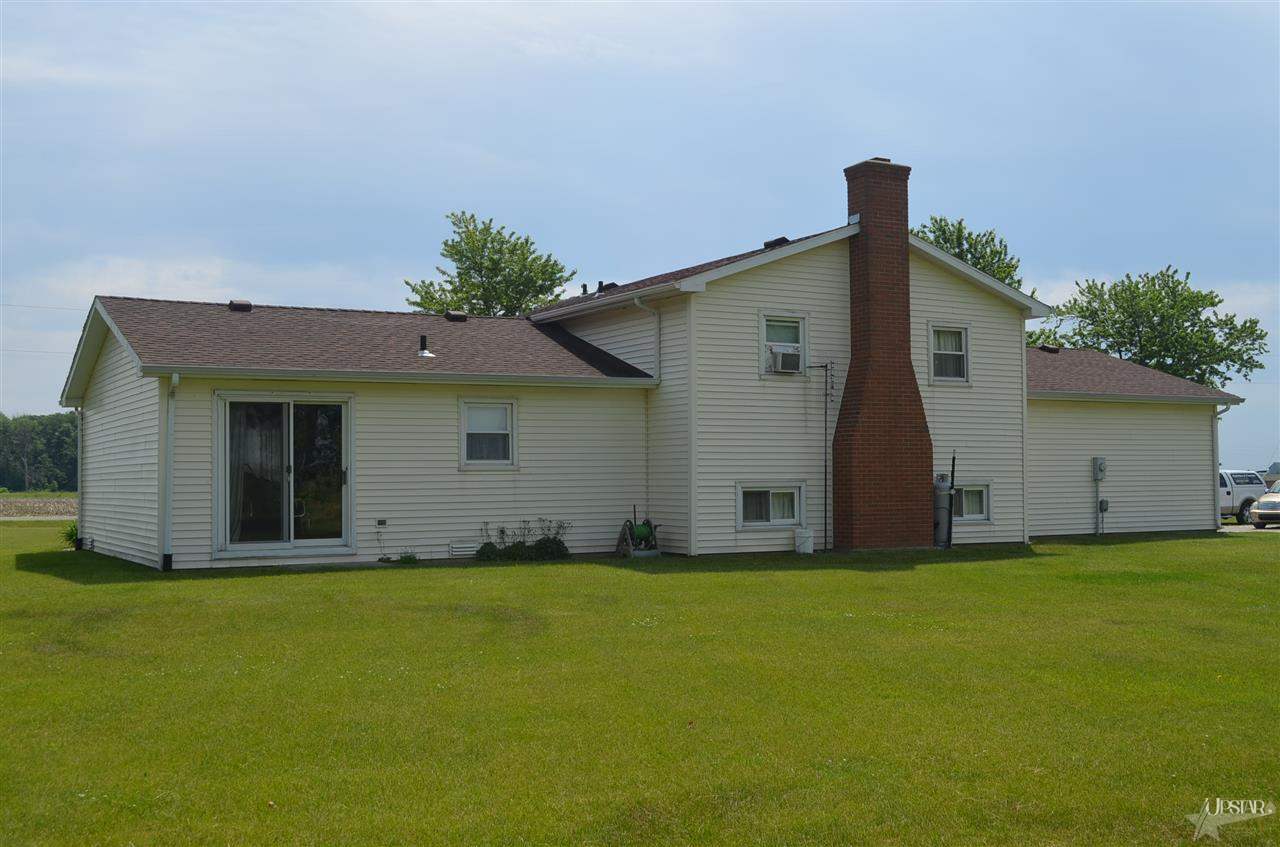 3911 North Roussey Road Woodburn, IN 46797 - Photo 7 of 14
