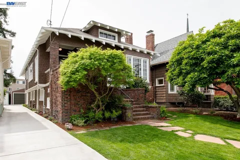 $1,195,000 | 1716 Santa Clara Avenue, Alameda, CA 94501