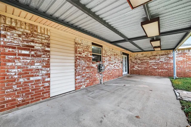 $245,000 | 1125 East Lambuth Lane, Deer Park, TX 77536