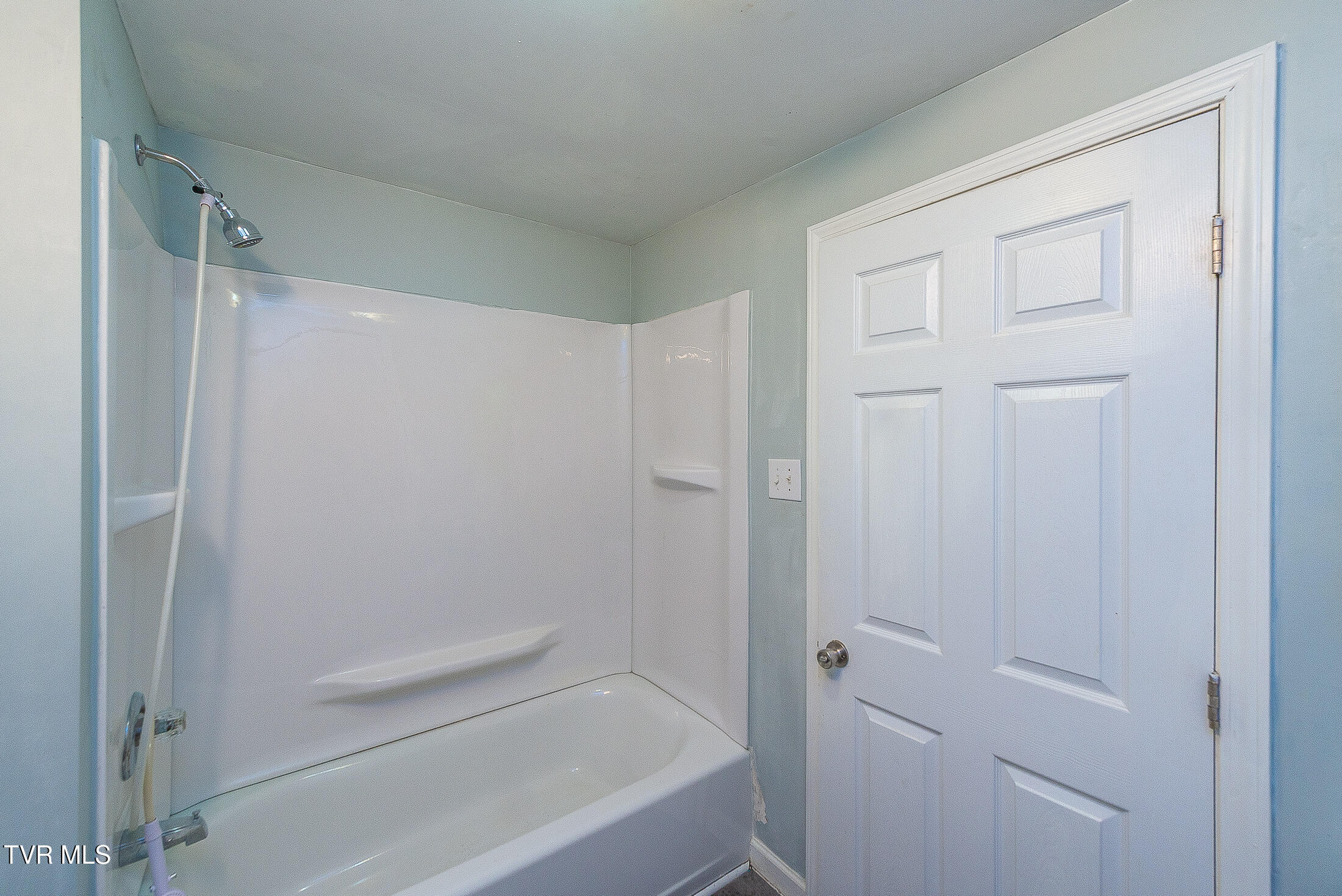 524 Old Beason Well Road Kingsport, TN 37660 - Photo 16 of 22 DSC_0396