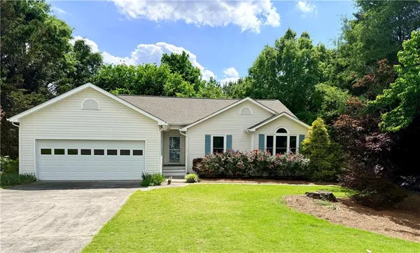 $329,000 | 140 Crystal River Drive, Calhoun, GA 30701
