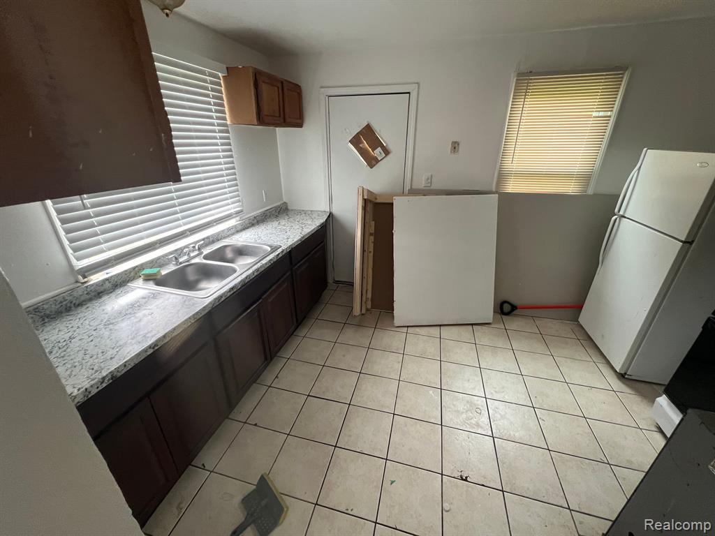 3756 Ash Street Inkster, MI 48141 - Photo 10 of 18