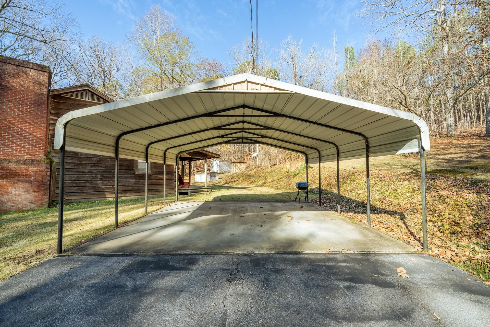 165 Cr 321 Road Iuka, MS 38852 - Photo 33 of 40 a view of a house with a sink