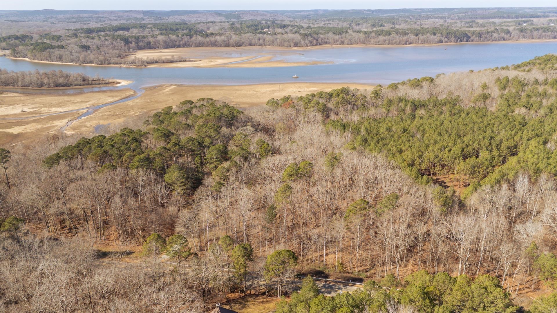 165 Cr 321 Road Iuka, MS 38852 - Photo 38 of 40 a view of an ocean and beach