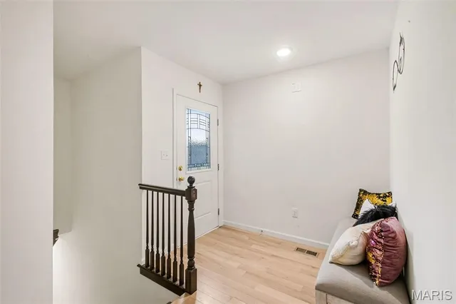 $299,900 | 894 Black Bear Drive, House Springs, MO 63051