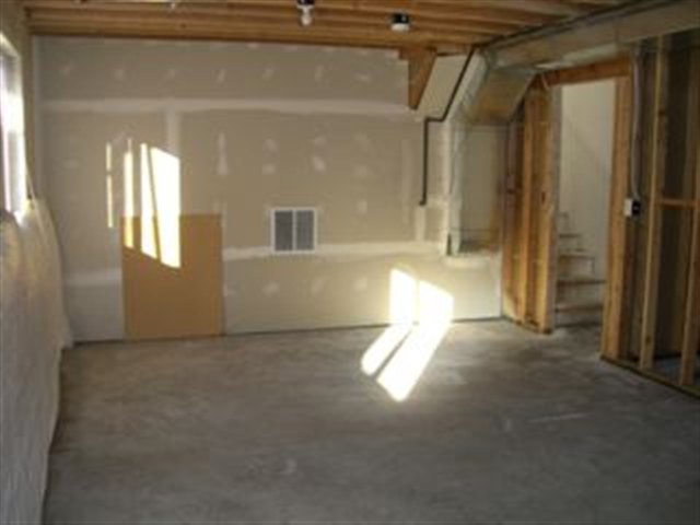 620 South Holiday Road Spokane Valley, WA 99016 - Photo 7 of 8