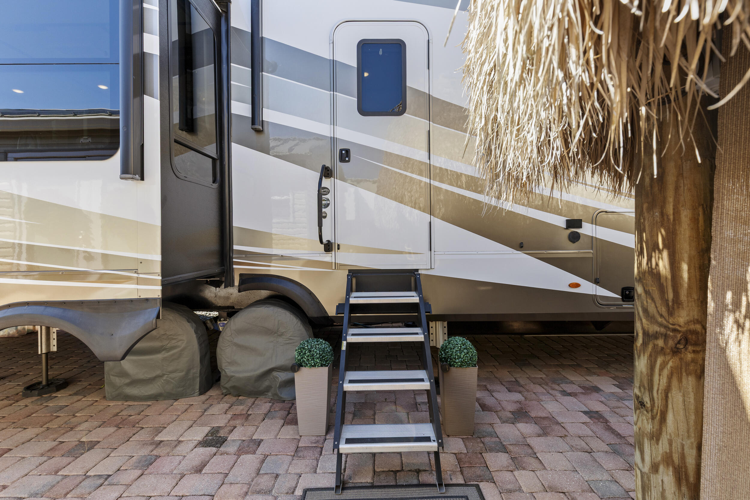 532 Southwest 38th Way Okeechobee, FL 34974 - Photo 45 of 70 12_img_2429