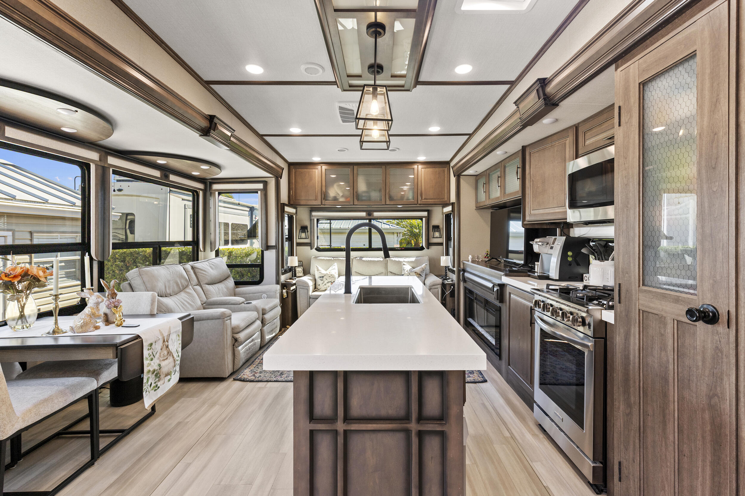 532 Southwest 38th Way Okeechobee, FL 34974 - Photo 46 of 70 16_img_2459