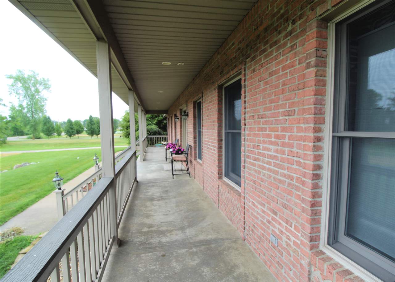 10120 Fenton Road Fenton, MI 48430 - Photo 2 of 35 31387552-1.JPG