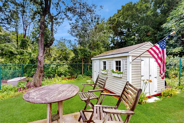 $279,000 | 100 Diplomat Drive, Unit 5H, Mount Kisco, NY 10549