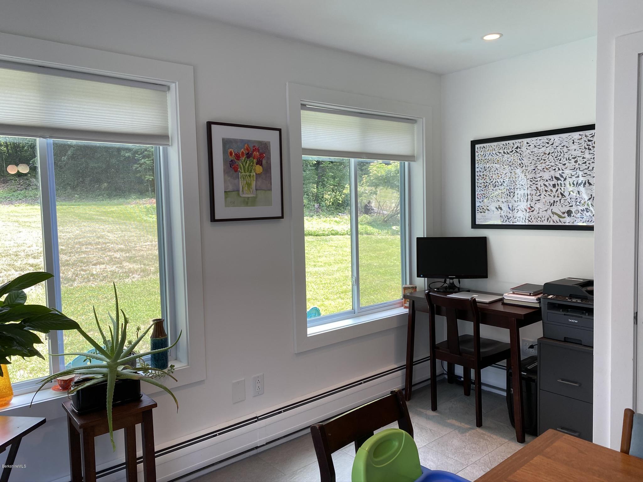 804 North Hoosac Road Williamstown, MA 01267 - Photo 8 of 31 A21C2AF3-5B78-422D-B961-34471920FDC6