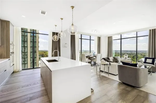 $6,700 | 2965 Peachtree Road, Unit 1202, Atlanta, GA 30305
