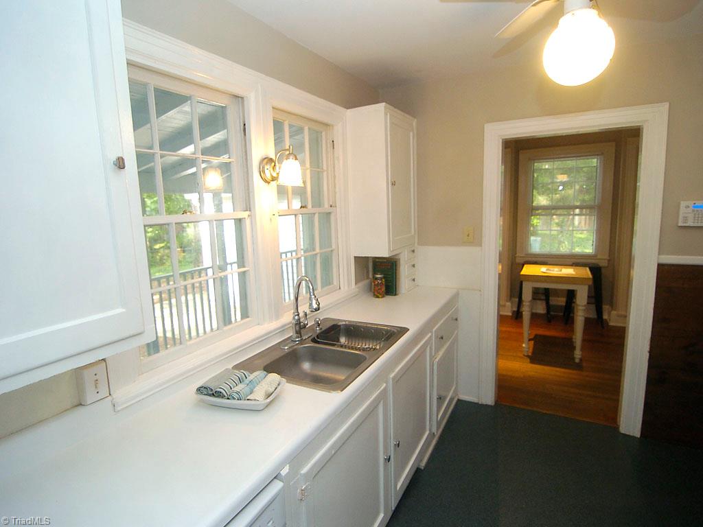 611 Ransom Road Winston-Salem, NC 27106 - Photo 8 of 24 Gallery Image 8