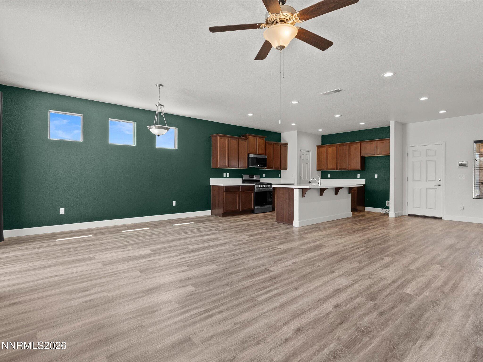 765 Garnet Way Fernley, NV 89408 - Photo 6 of 49 06-765 Garnet Wy-179