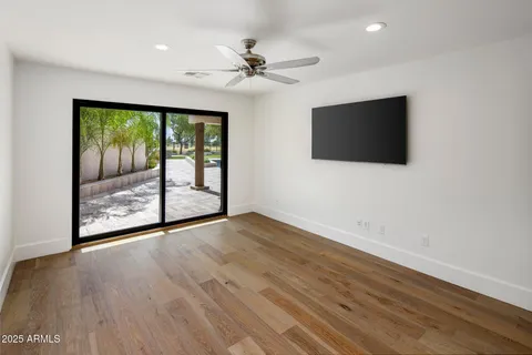 $2,335,000 | 8405 East Vista Del Lago, Scottsdale, AZ 85255