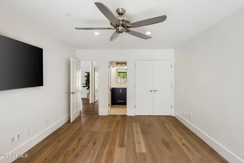 $2,335,000 | 8405 East Vista Del Lago, Scottsdale, AZ 85255