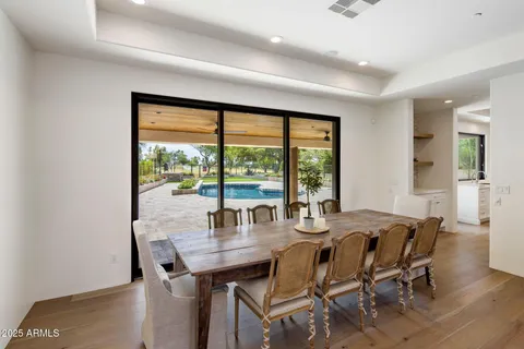 $2,335,000 | 8405 East Vista Del Lago, Scottsdale, AZ 85255