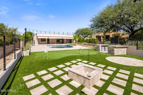 $2,335,000 | 8405 East Vista Del Lago, Scottsdale, AZ 85255