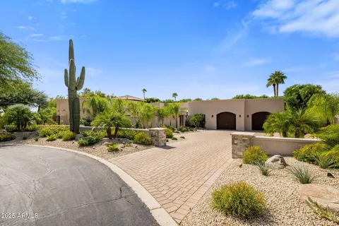 $2,335,000 | 8405 East Vista Del Lago, Scottsdale, AZ 85255