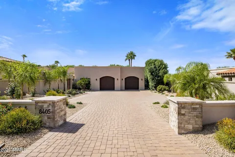 $2,335,000 | 8405 East Vista Del Lago, Scottsdale, AZ 85255