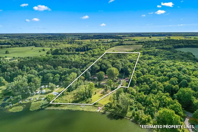 $865,000 | 5211 Long Lake Road, Reading, MI 49274