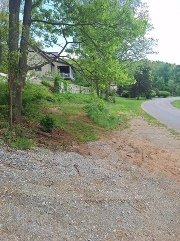 $865,000 | 5211 Long Lake Road, Reading, MI 49274