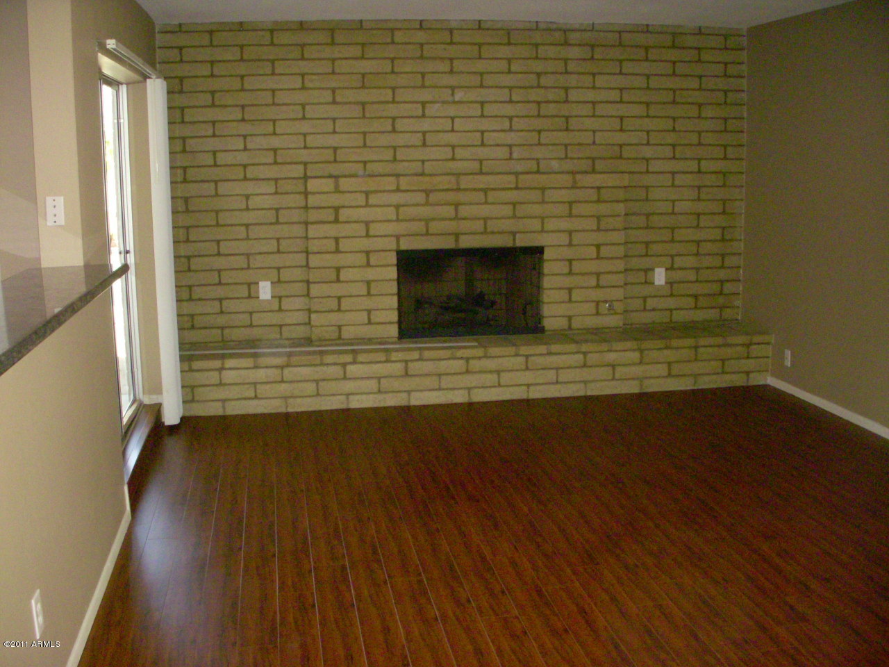 3020 West Hearn Road Phoenix, AZ 85053 - Photo 9 of 19 FAMILY ROOM