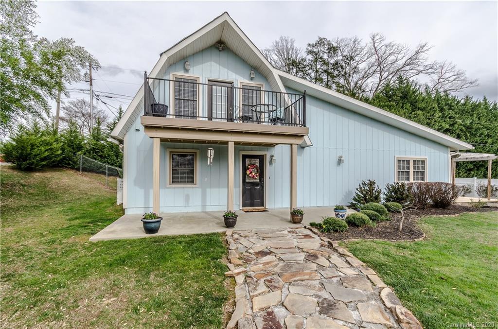 343 Watson Road Arden, NC 28704 - Photo 2 of 40 Gallery Image 2