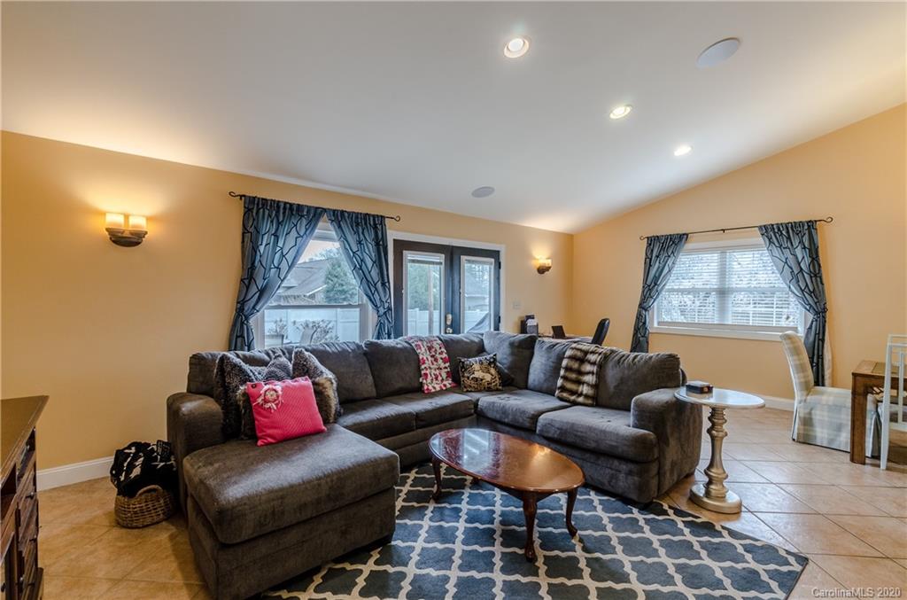 343 Watson Road Arden, NC 28704 - Photo 13 of 40 Gallery Image 13
