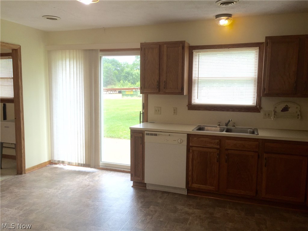 990-992 Heyl Road Wooster, OH 44691 - Photo 8 of 14 Gallery Image 8