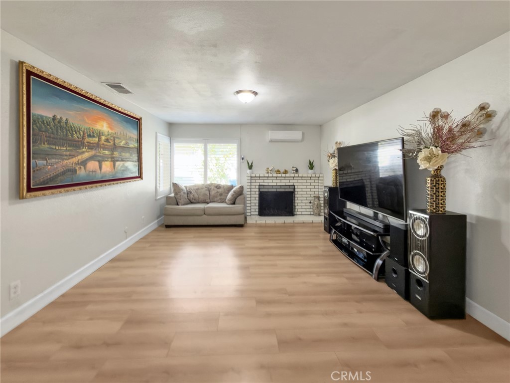 10262 Mandalay Court Riverside, CA 92503 - Photo 7 of 29