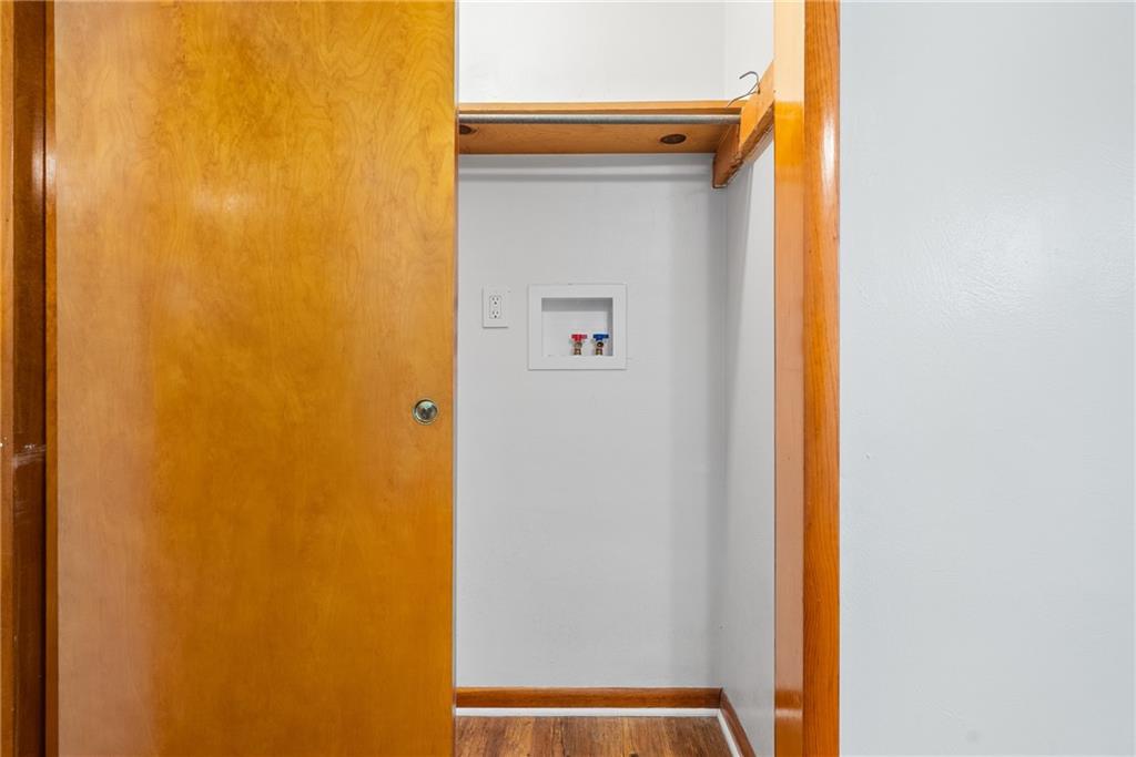 176 McMichael Road Pittsburgh, PA 15205 - Photo 16 of 32 a view of front door