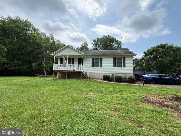 $525,000 | 9427 Beale Lane, Midland, VA 22728