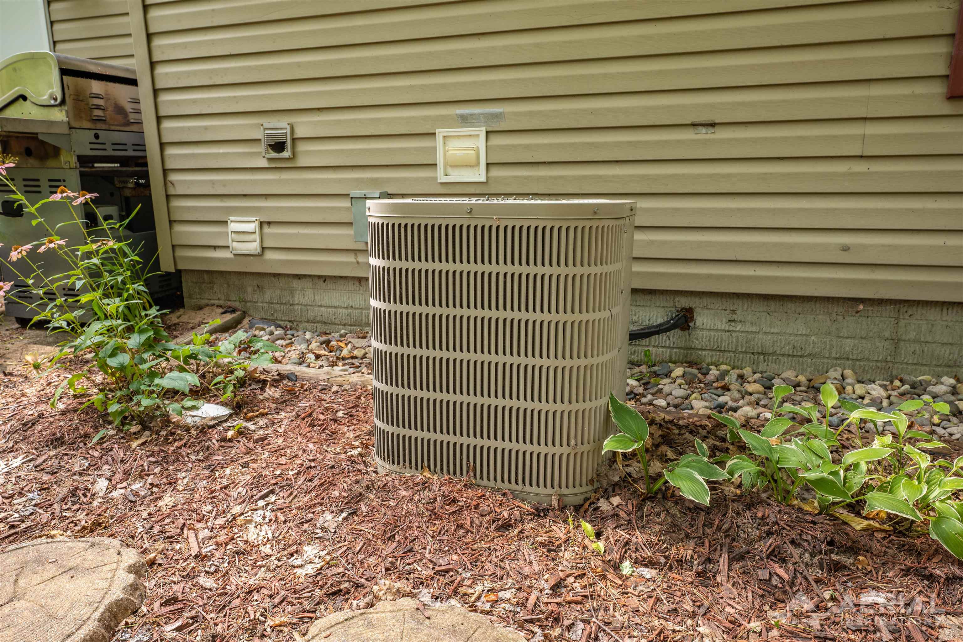 1232 Bluetick Road St. Helen, MI 48656 - Photo 30 of 33 1927010-722f8220-a2bc-48a2-903d-e7f42c7cf802.JPG