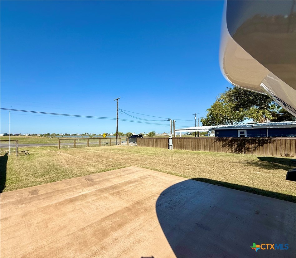 127 Copano Cove Road Rockport, TX 78382 - Photo 23 of 28