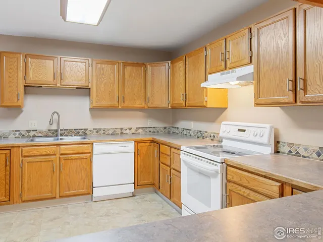 $310,000 | 1050 South St Vrain Avenue, Unit 1, Estes Park, CO 80517