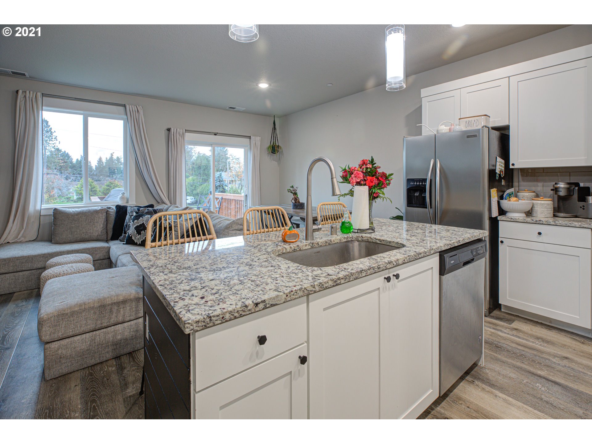 2370 North R Street Washougal, WA 98671 - Photo 8 of 32 Gallery Image 8