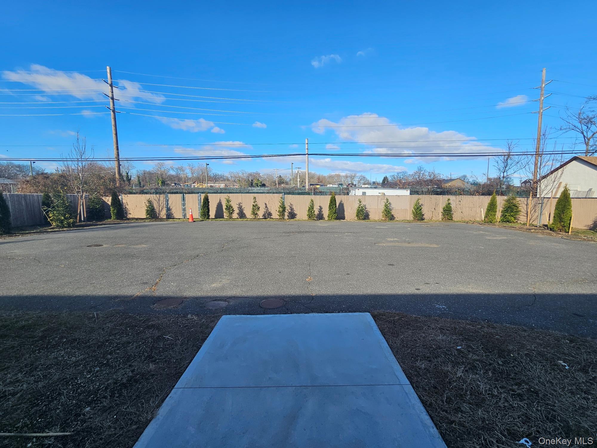 87 Community Road Bay Shore, NY 11706 - Photo 33 of 36