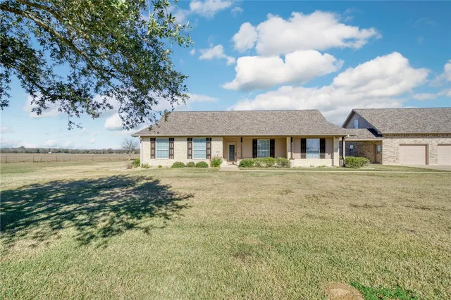 $539,000 | 4150 WAGONWHEEL Road, Bryan, TX 77808