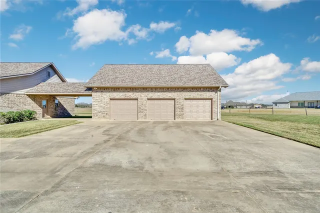 $539,000 | 4150 WAGONWHEEL Road, Bryan, TX 77808