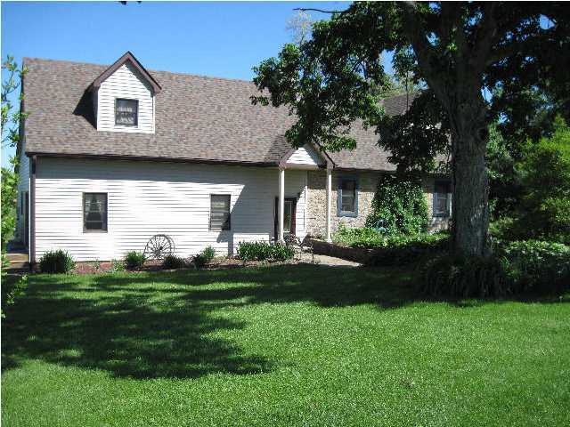 4578 Hempridge Road Waddy, KY 40076 - Photo 1 of 13 Primary Photo