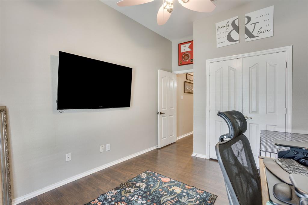 779 Little Ridge Court Burleson, TX 76028 - Photo 35 of 40