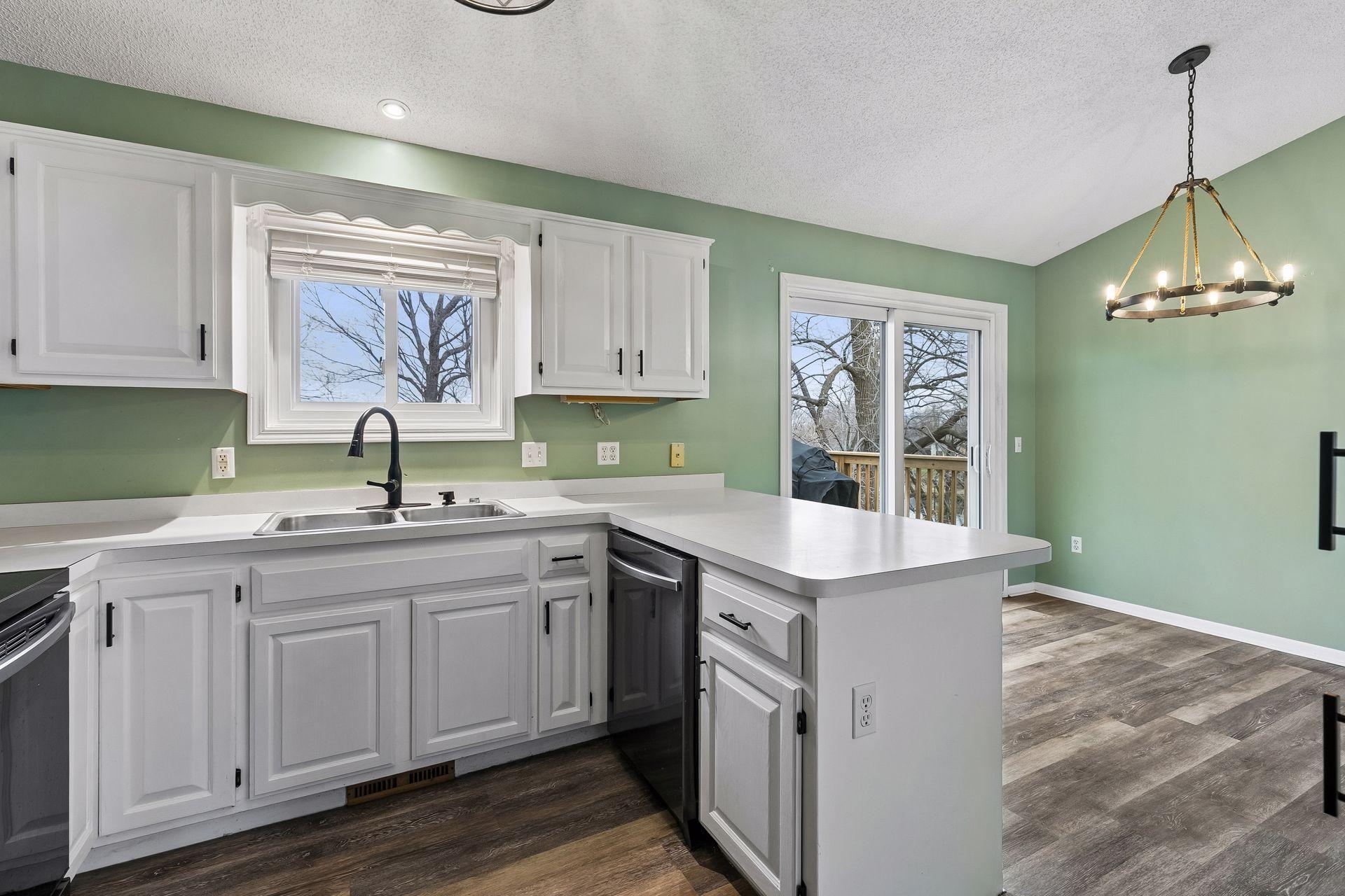 17194 Toronto Avenue Southeast Prior Lake, MN 55372 - Photo 9 of 30