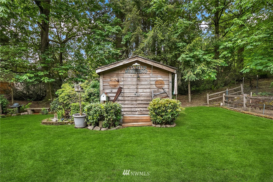 14305 166th Place Southeast Renton, WA 98059 - Photo 22 of 34