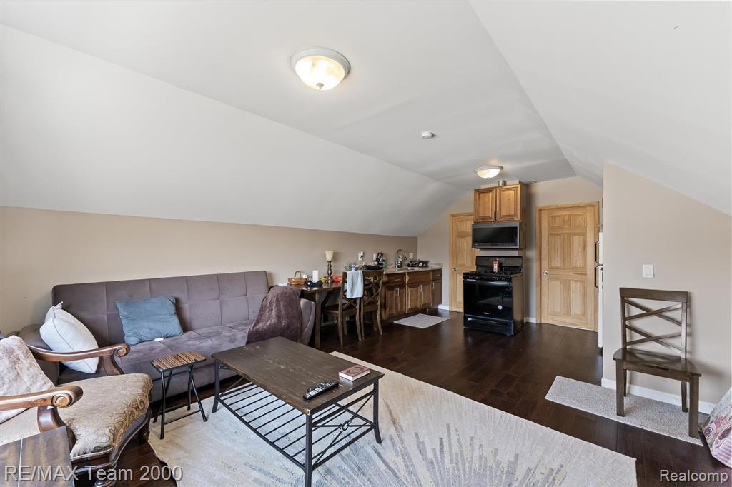 5734 North Gulley Road Dearborn Heights, MI 48127 - Photo 11 of 22