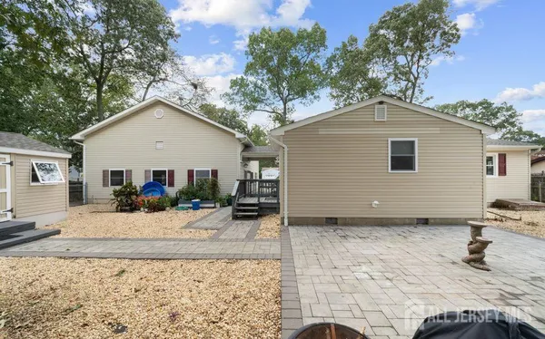 a house view with a outdoor space