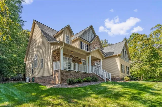 $670,000 | 276 Old March Road, Advance, NC 27006