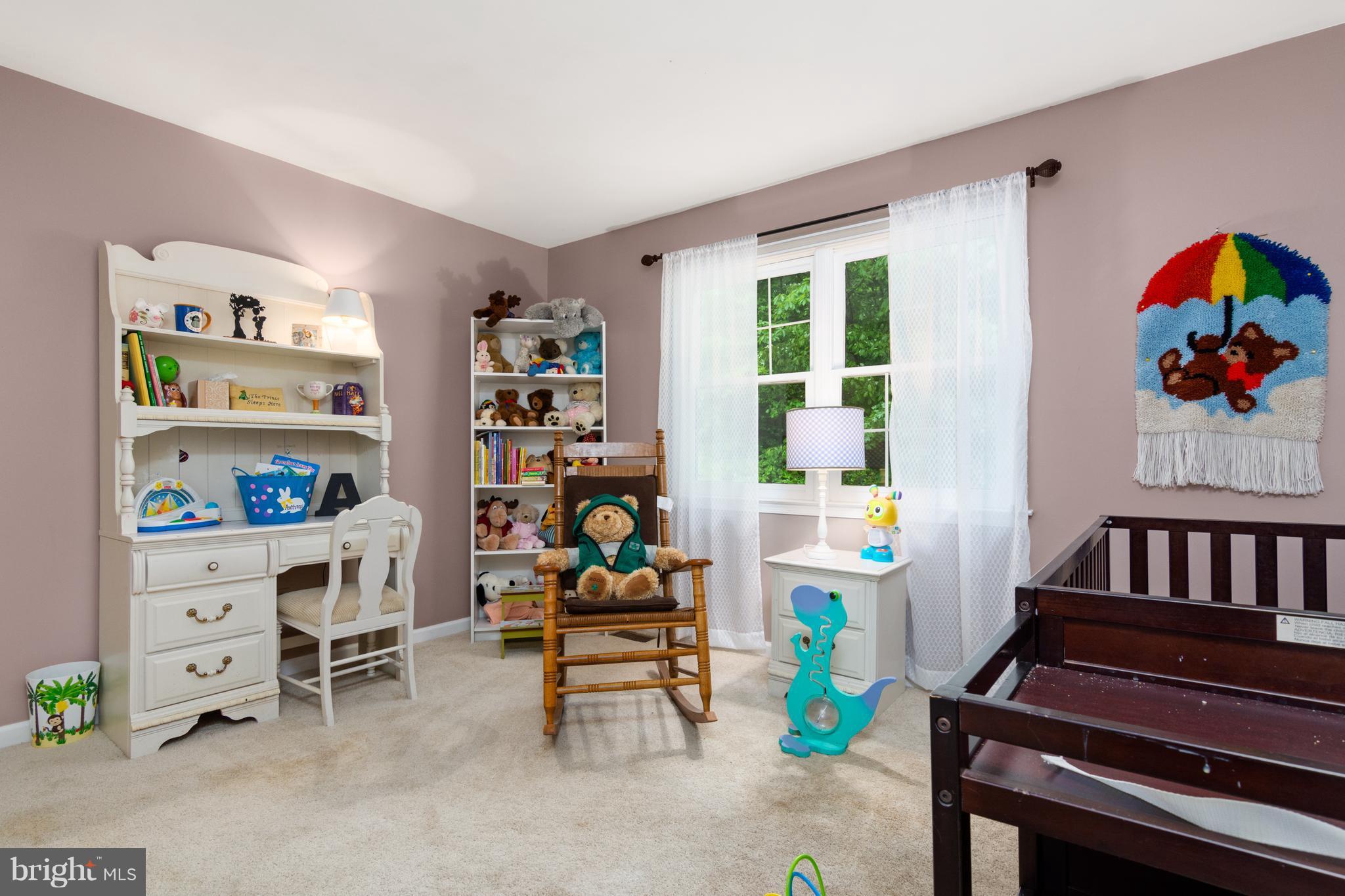 32 Old Sturbridge Road Arnold, MD 21012 - Photo 23 of 30 Cheery bedroom perfect for all ages!