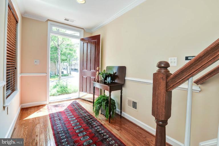 819 Capitol Square Place Southwest Washington, DC 20024 - Photo 14 of 30 Interior (General)