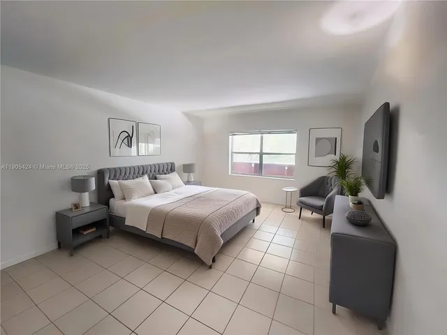 $650,000 | 1205 Mariposa Avenue, Unit 402, Coral Gables, FL 33146